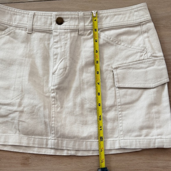 Billabong Womens Cream Cargo Mini Skirt Off White Denim Utility Size Medium - Picture 6 of 7